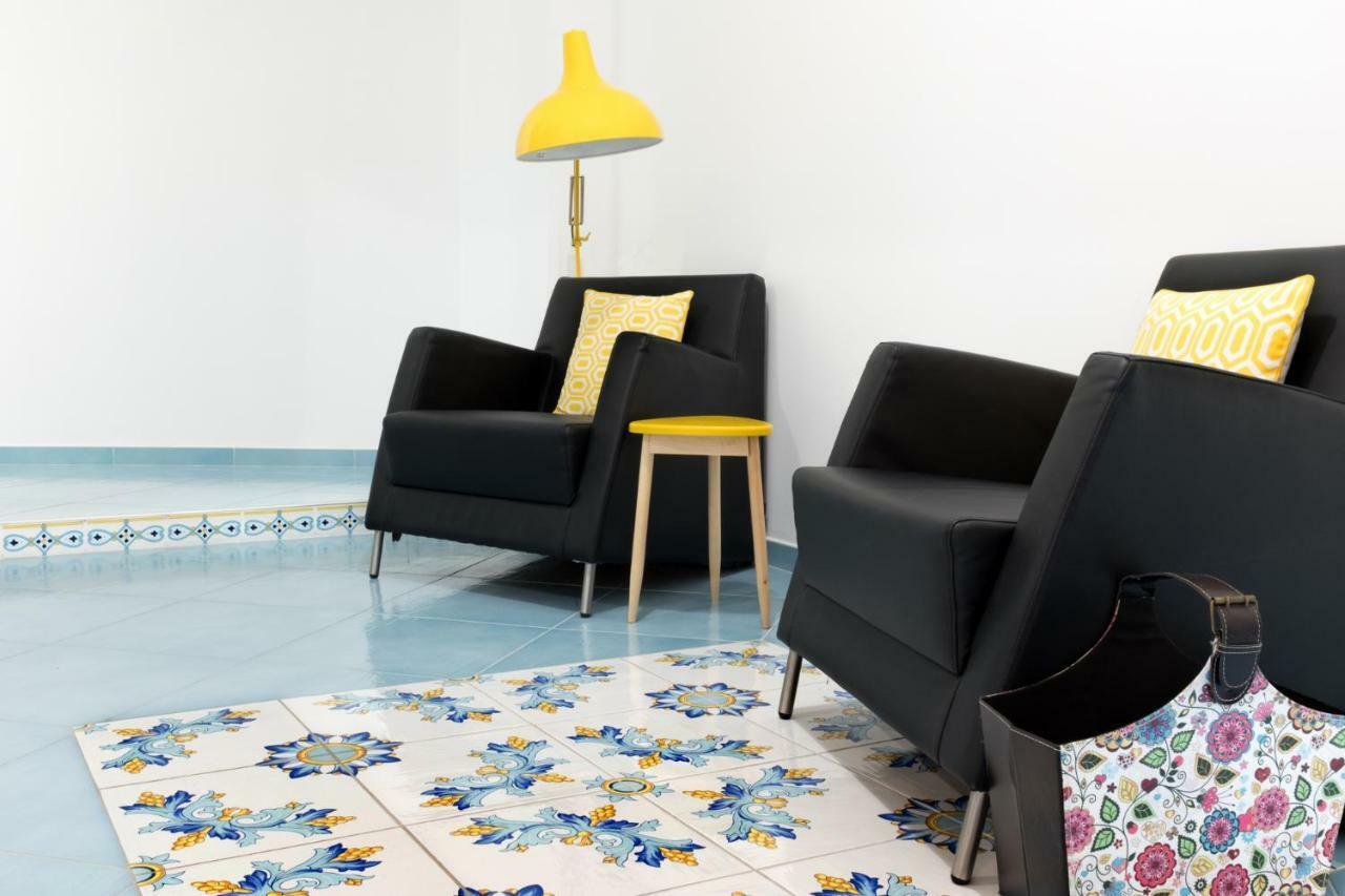 Ad Maiora Bed & Breakfast Salerno Dış mekan fotoğraf